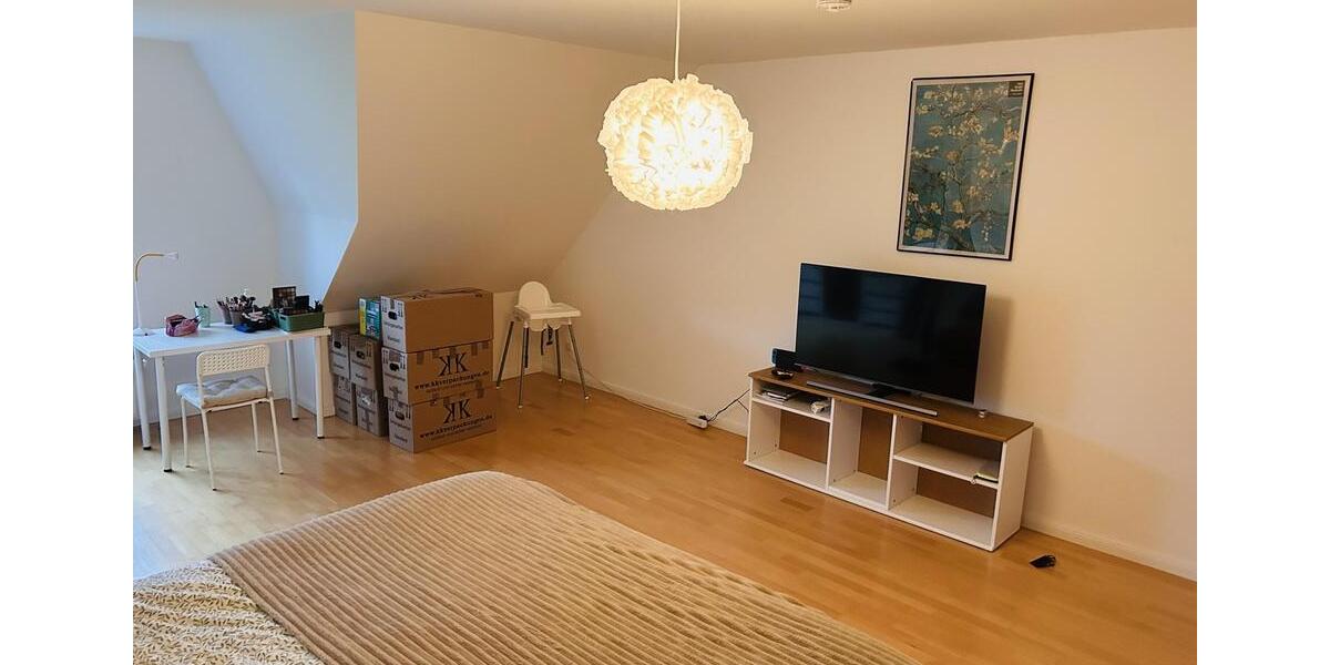 Maisonettenwohnung Rellingen - 3.5 Zimmer, 135 m&sup2;, 2.295&euro; | Angebot:26650208