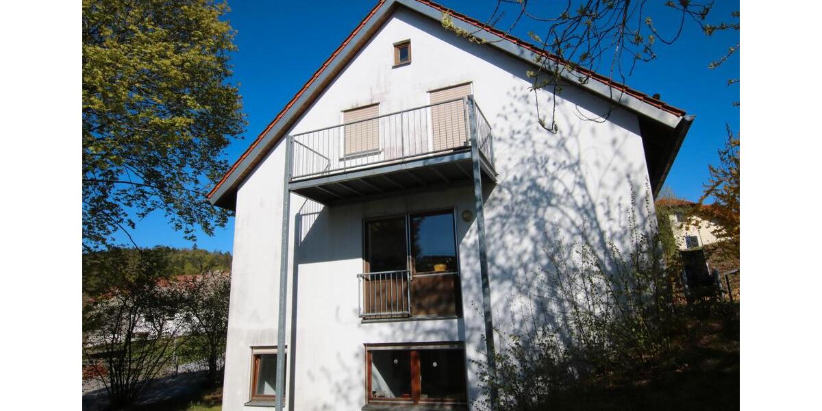 Dachgeschoßwohnung Zell - 3 Zimmer, 73 m&sup2;, 482&euro; | Angebot:26489973