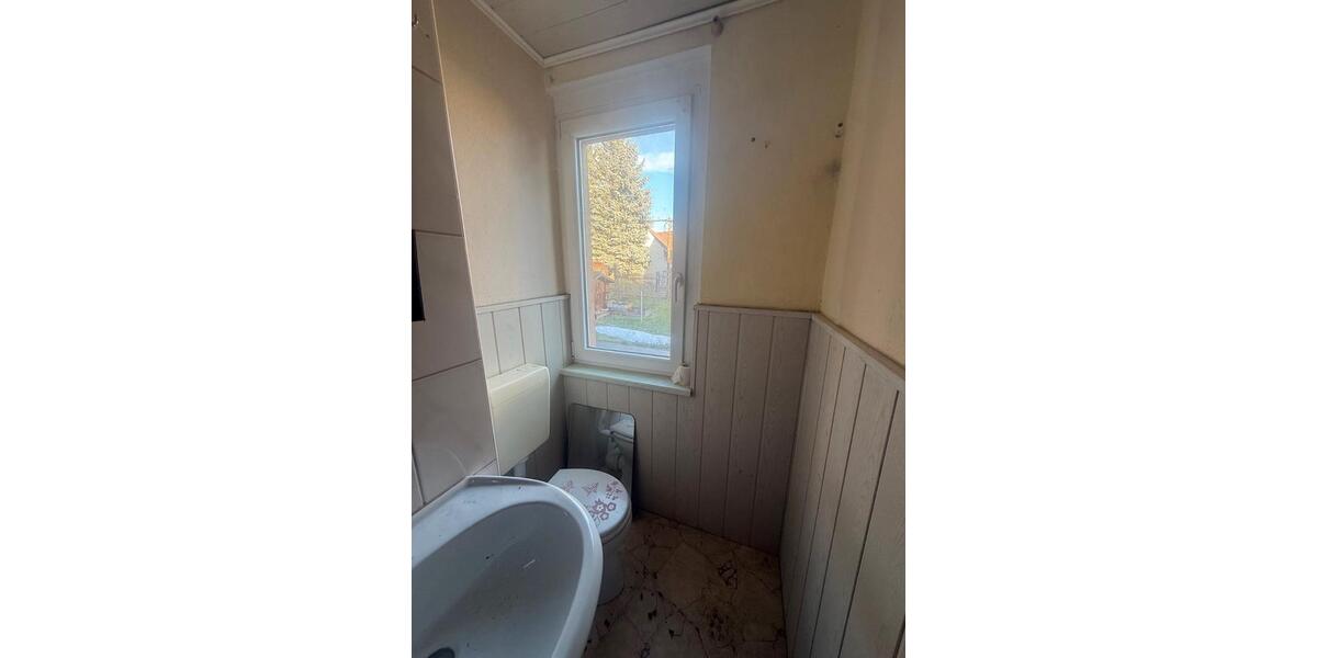 Erdgeschoßwohnung Naumburg (Saale) - 3 Zimmer, 60 m&sup2;, 180&euro; | Angebot:26689262