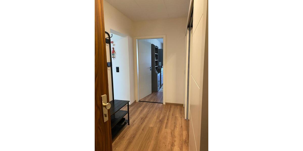 Erdgeschoßwohnung Kaiserslautern Bahnheim - 3 Zimmer, 100 m&sup2;, 1.300&euro; | Angebot:26023344