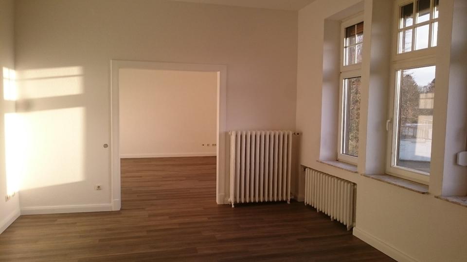 Etagenwohnung Varel - 5 Zimmer, 130 m&sup2;, 950&euro; | Angebot:24570529