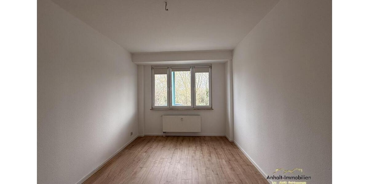 Etagenwohnung Bitterfeld-Wolfen Bitterfeld - 2 Zimmer, 60 m&sup2;, 495&euro; | Angebot:26487349