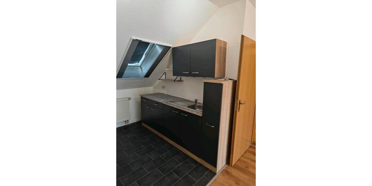 Dachgeschoßwohnung Hafenlohr - 3 Zimmer, 71 m&sup2;, 580&euro; | Angebot:26120691