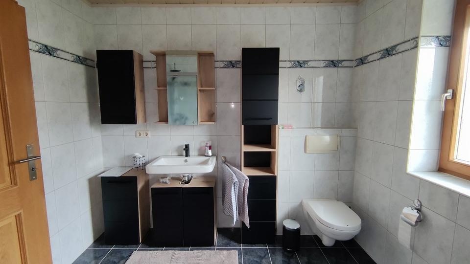 Schöne 3 Zimmer EG-Wohnung mit Wintergarten, Garten&50m² Kellerw. 3.5 zimmer