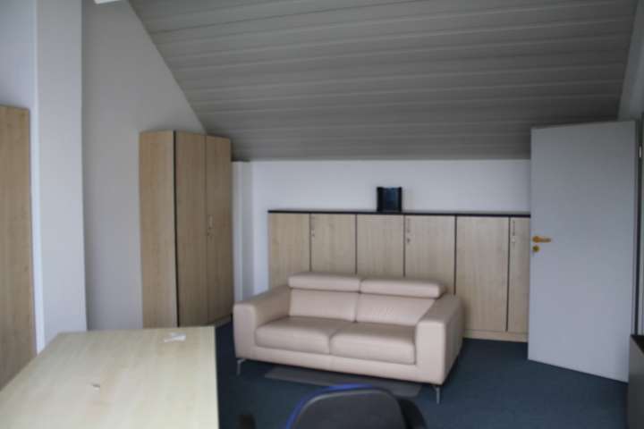 Büro in Mannheim 750 € 90 m² zimmer