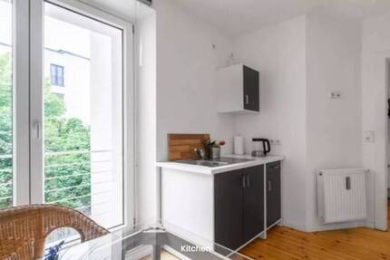 2-Zimmer-Apartment mit Aufzug,Balkon & EBK