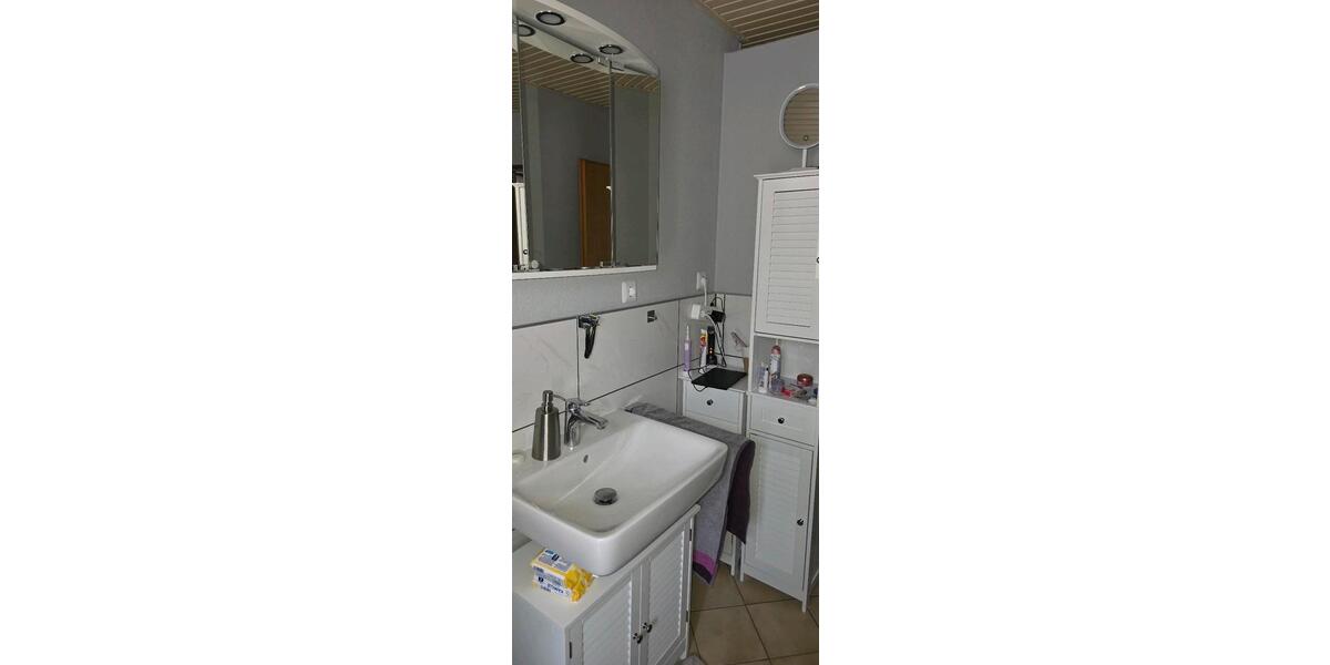 Etagenwohnung Montabaur - 2 Zimmer, 110 m&sup2;, 800&euro; | Angebot:26051903