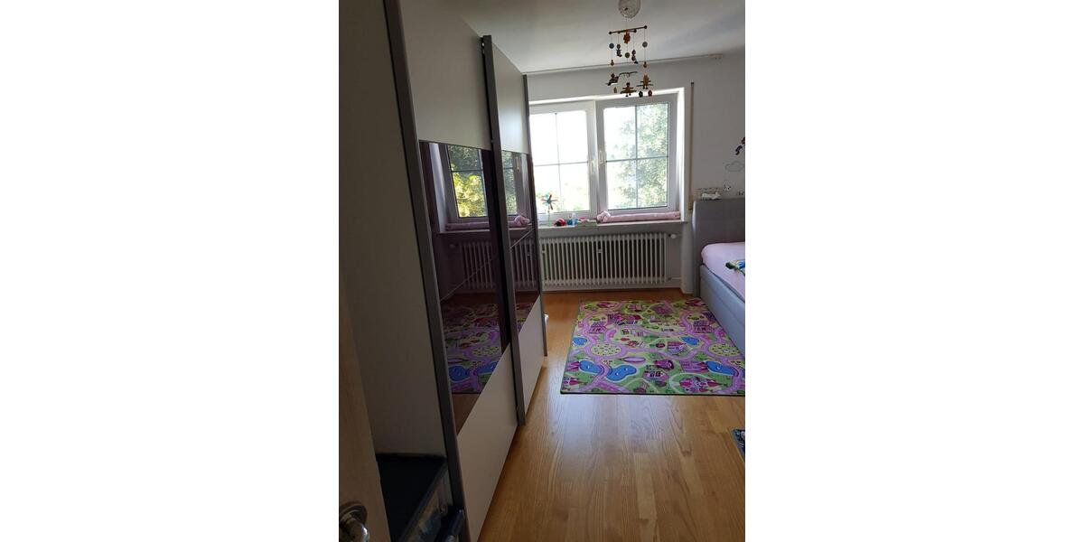 Etagenwohnung Ursensollen - 3 Zimmer, 130 m&sup2;, 860&euro; | Angebot:26294865