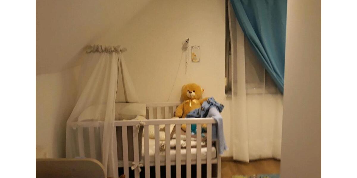 Maisonettenwohnung Üttfeld - 7 Zimmer, 140 m&sup2;, 1.150&euro; | Angebot:25820948