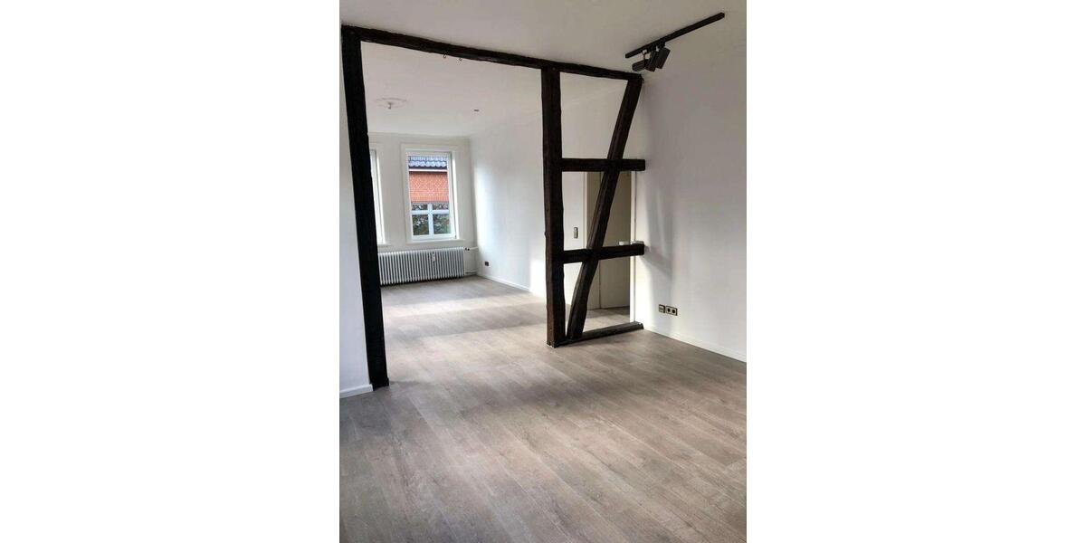 Etagenwohnung Uelzen - 4 Zimmer, 140 m&sup2;, 950&euro; | Angebot:25616081