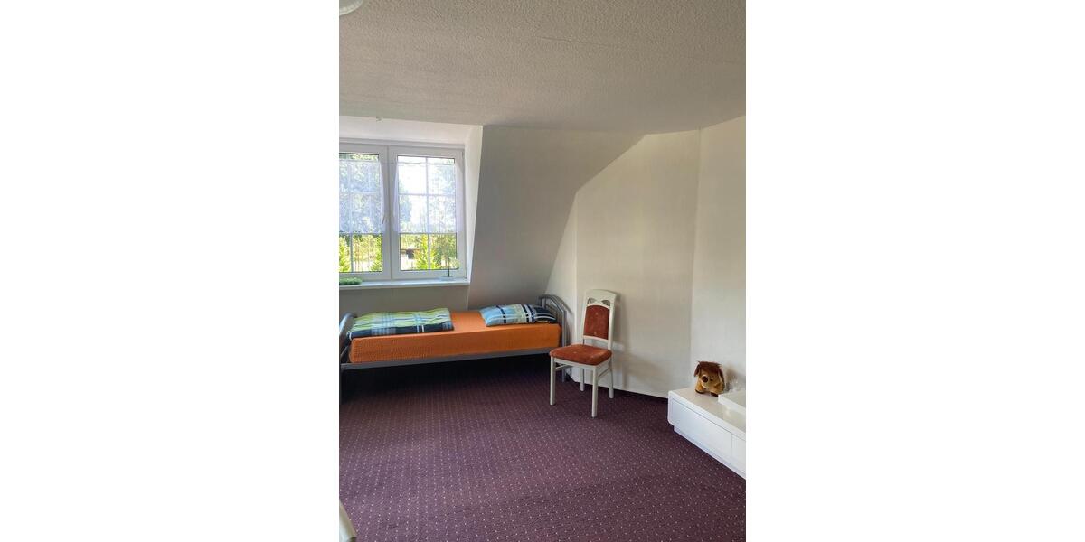 Etagenwohnung Bützow - 4 Zimmer, 100 m&sup2;, 130&euro; | Angebot:25923957