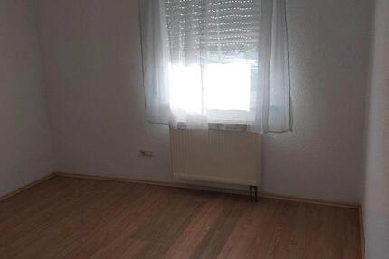 Wohnung Eschenbach in der Oberpfalz - 3 Zimmer, 110 m&sup2;, 950&euro; | Angebot:26671330