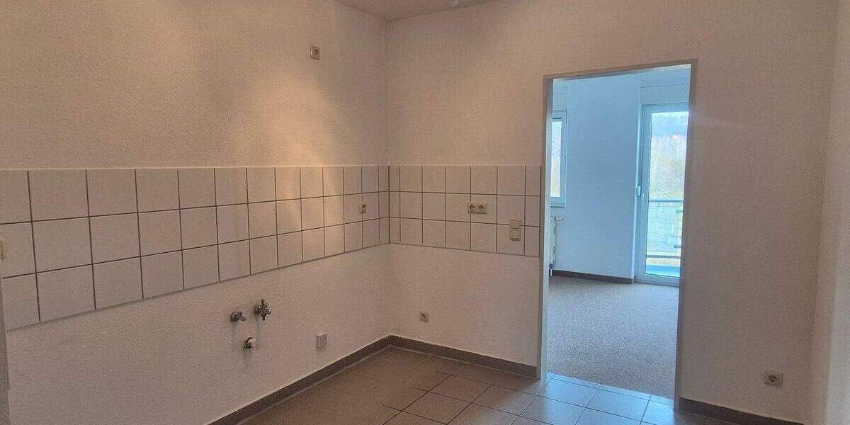 Etagenwohnung Döbeln Sörmitz - 2 Zimmer, 52 m&sup2;, 360&euro; | Angebot:25743305