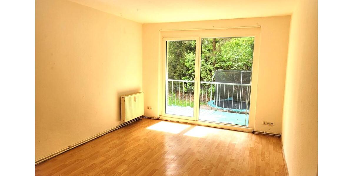 Erdgeschoßwohnung Sangerhausen - 4 Zimmer, 70 m&sup2;, 350&euro; | Angebot:26443160