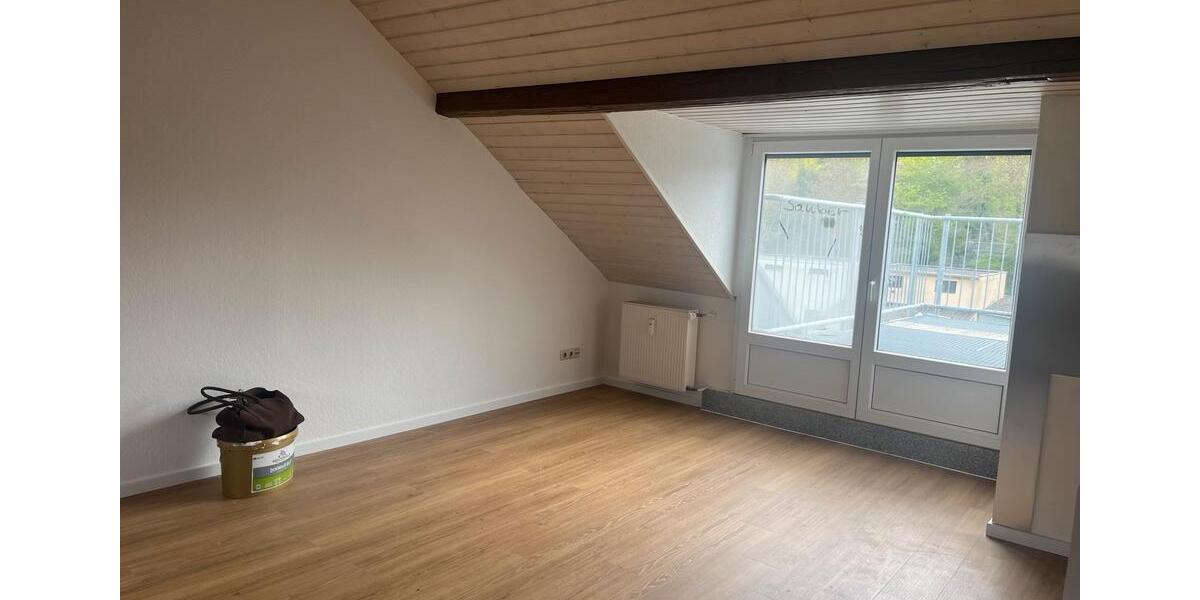 Dachgeschoßwohnung Mönchengladbach Süd - 1 Zimmer, 40 m&sup2;, 720&euro; | Angebot:26112566