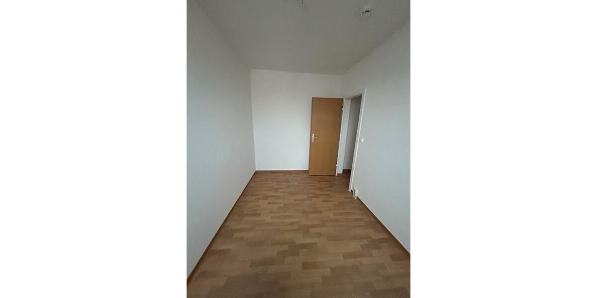 Etagenwohnung Cottbus Sachsendorf - 4 Zimmer, 74 m&sup2;, 445&euro; | Angebot:23602761
