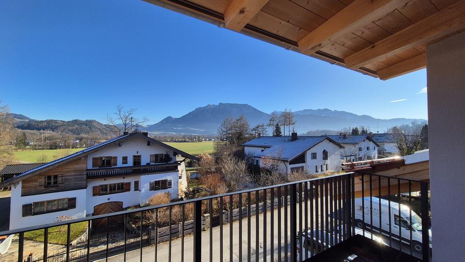 NEUBAU - ERSTBEZUG, Traumhaftes Penthouse, höchste Qualität, 6m-Panoramagaube & 360 Grad Bergblick 3 zimmer
