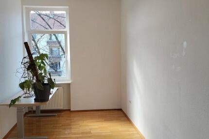 Wohnen auf Zeit Braunschweig Östliches Ringgebiet - 1 Zimmer, 81 m&sup2;, 480&euro; | Angebot:26254997