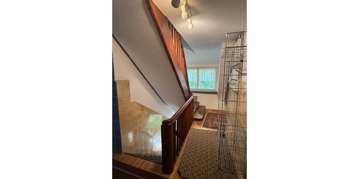 Einfamilienhaus Weisendorf / Oberlindach Oberlindach - 9 Zimmer, 205 m&sup2;, 1.595&euro; | Angebot:25672959