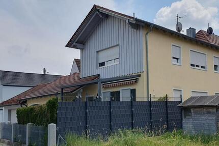 DHH in ruhiger Lage zu vermieten, Eichendorf zimmer