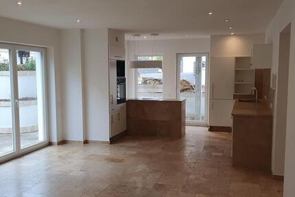 Doppelhaushälfte Haus modern hell Balkon Terrasse 155qm 5 Zimmer ruhige Lage zentral 5 zimmer