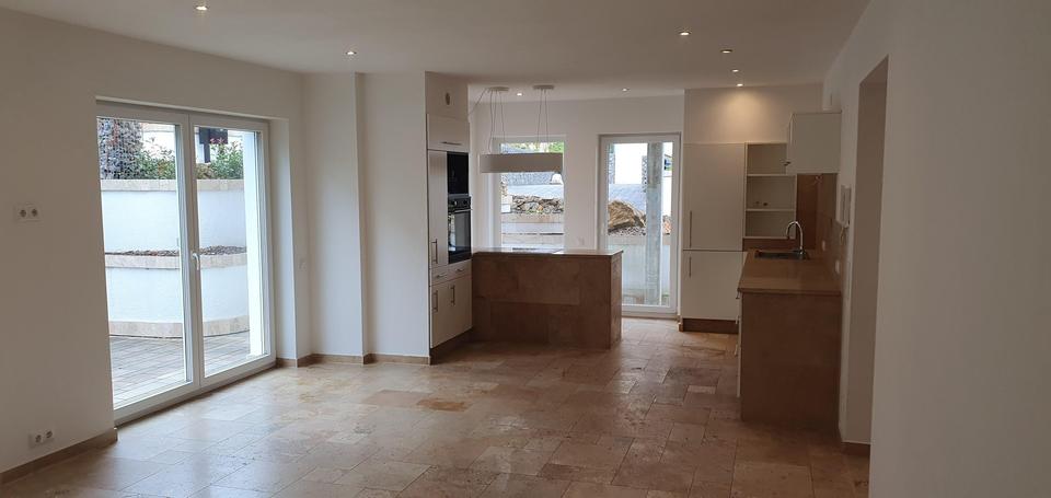 Doppelhaushälfte Haus modern hell Balkon Terrasse 155qm 5 Zimmer ruhige Lage zentral 5 zimmer