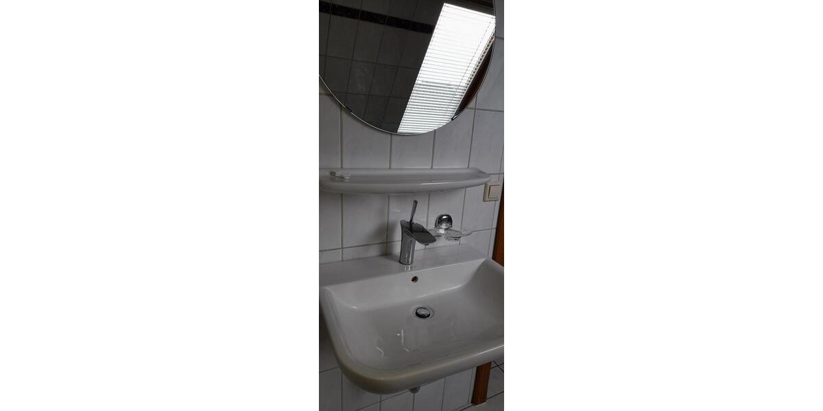 Dachgeschoßwohnung Neuenhaus - 1 Zimmer, 25 m&sup2;, 175&euro; | Angebot:26490721