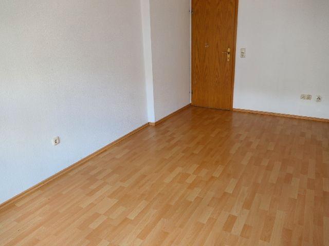 Etagenwohnung Lügde - 4 Zimmer, 95 m&sup2;, 415&euro; | Angebot:22714286
