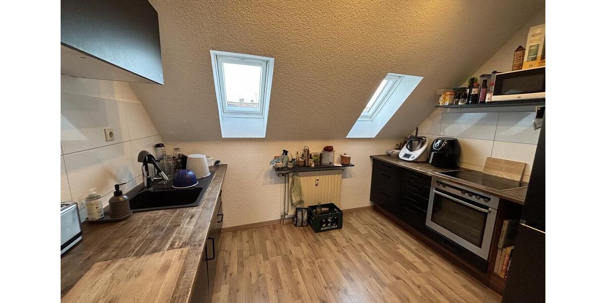 Dachgeschoßwohnung Bochum - 2.5 Zimmer, 65 m&sup2;, 371&euro; | Angebot:25175742