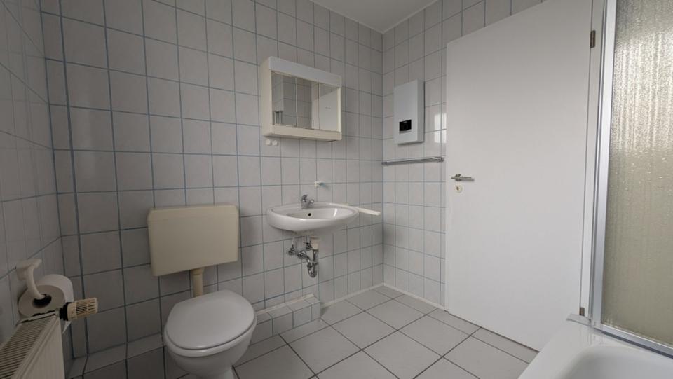 Erdgeschoßwohnung Bodenwerder - 3 Zimmer, 83 m&sup2;, 690&euro; | Angebot:25590472