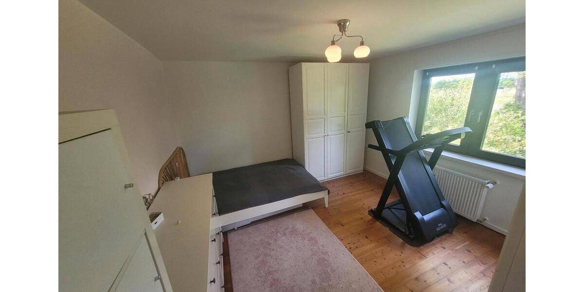 Etagenwohnung Bornheim - 3 Zimmer, 100 m&sup2;, 1.290&euro; | Angebot:26650124