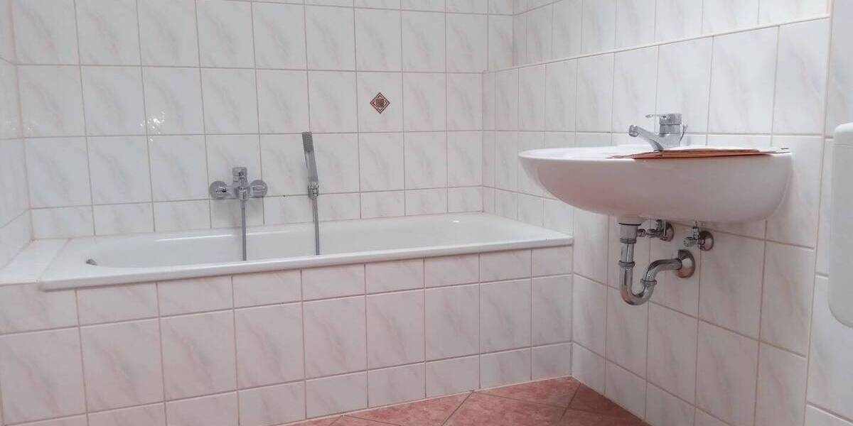 Etagenwohnung Schipkau Meuro - 3 Zimmer, 81 m&sup2;, 495&euro; | Angebot:25704046