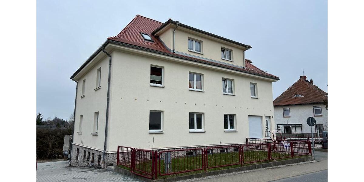 Dachgeschoßwohnung Ebersbach-Neugersdorf Neugersdorf - 2 Zimmer, 90 m&sup2;, 800&euro; | Angebot:25710535