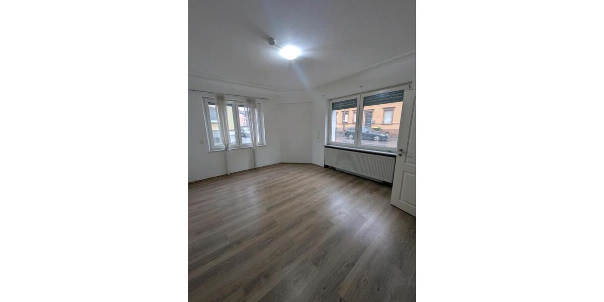 Einfamilienhaus Saarbrücken Scheidt - 4 Zimmer, 172 m&sup2;, 1.400&euro; | Angebot:24780403