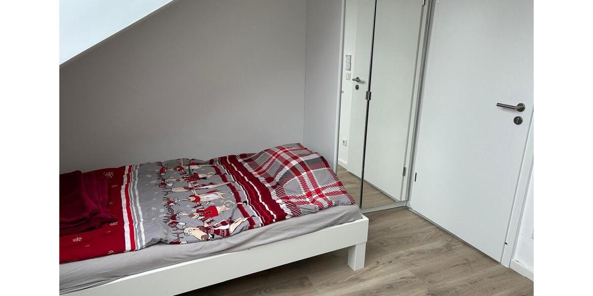 Wohnen auf Zeit Rottendorf - 1 Zimmer, 18 m&sup2;, 750&euro; | Angebot:25977972