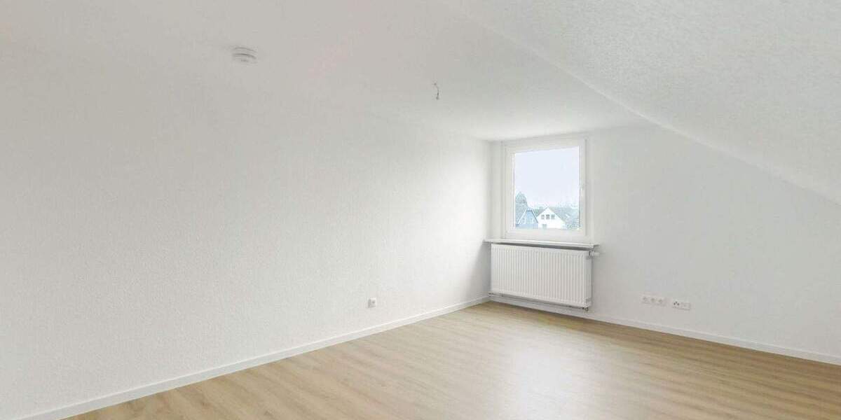 Neu sanierte 1-Zimmer-Wohnung mit EBK im Dachgeschoss in Wathlingen! (AK-1020-156) 1 zimmer