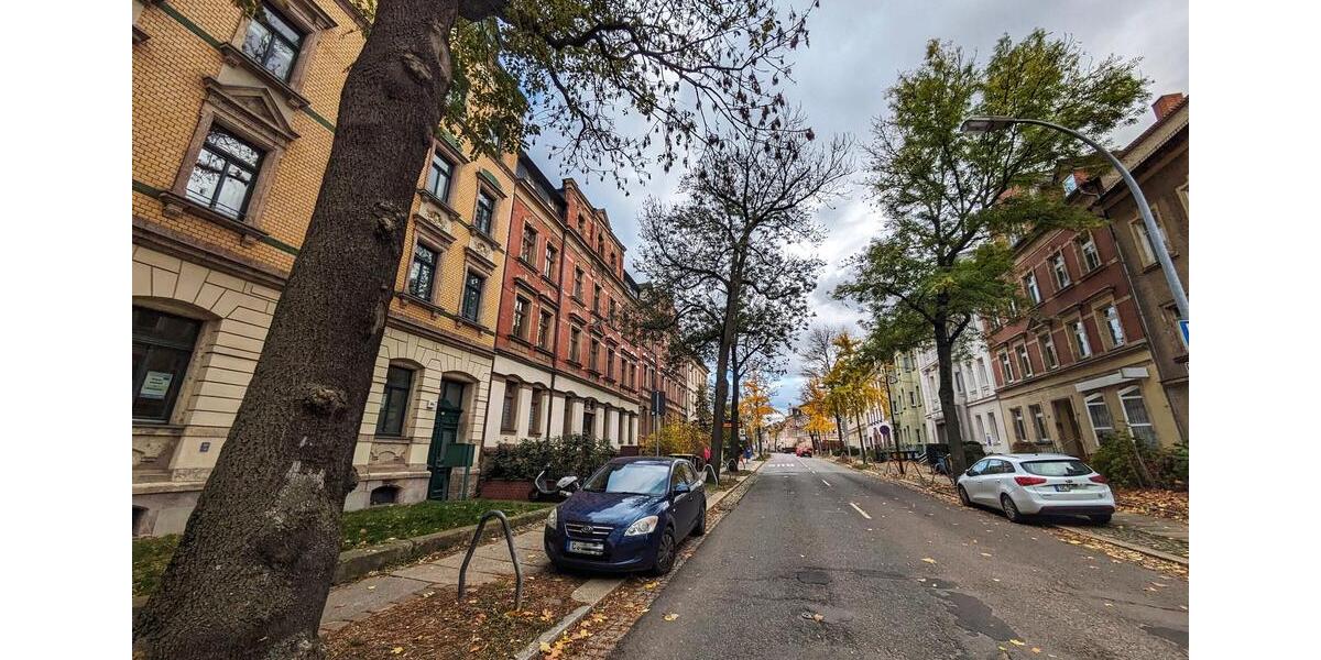 Dachgeschoßwohnung Chemnitz Ebersdorf - 1 Zimmer, 33 m&sup2;, 200&euro; | Angebot:25266458