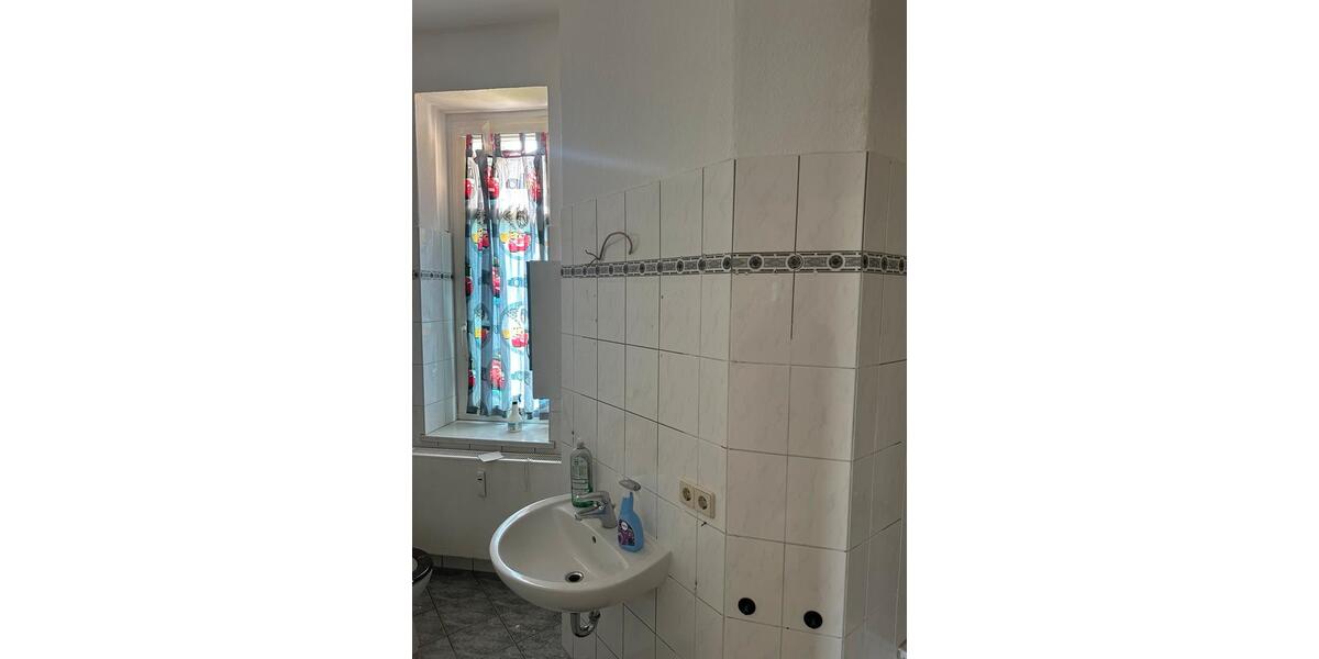 Hochparterre Bad Schmiedeberg - 4 Zimmer, 105 m&sup2;, 500&euro; | Angebot:26604456