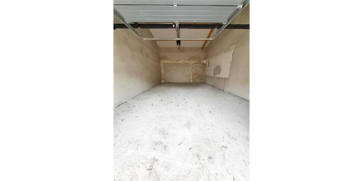 Ebenerdige GarageLagerfläche 47,80 qm mit Freifläche und Stromanschluss zu vermieten zimmer