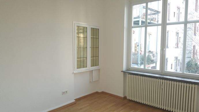 Etagenwohnung Saarbrücken Alt-Saarbrücken - 5 Zimmer, 156 m&sup2;, 1.300&euro; | Angebot:26750994