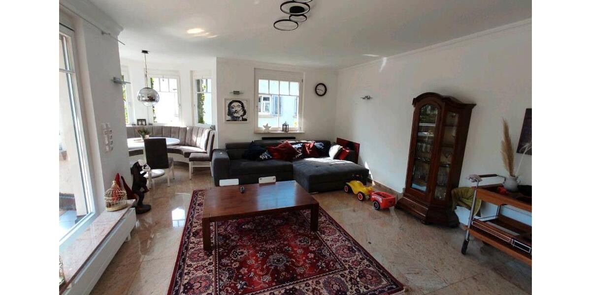 Terrassenwohnung Horb am Neckar - 4 Zimmer, 177 m&sup2;, 1.570&euro; | Angebot:26550334