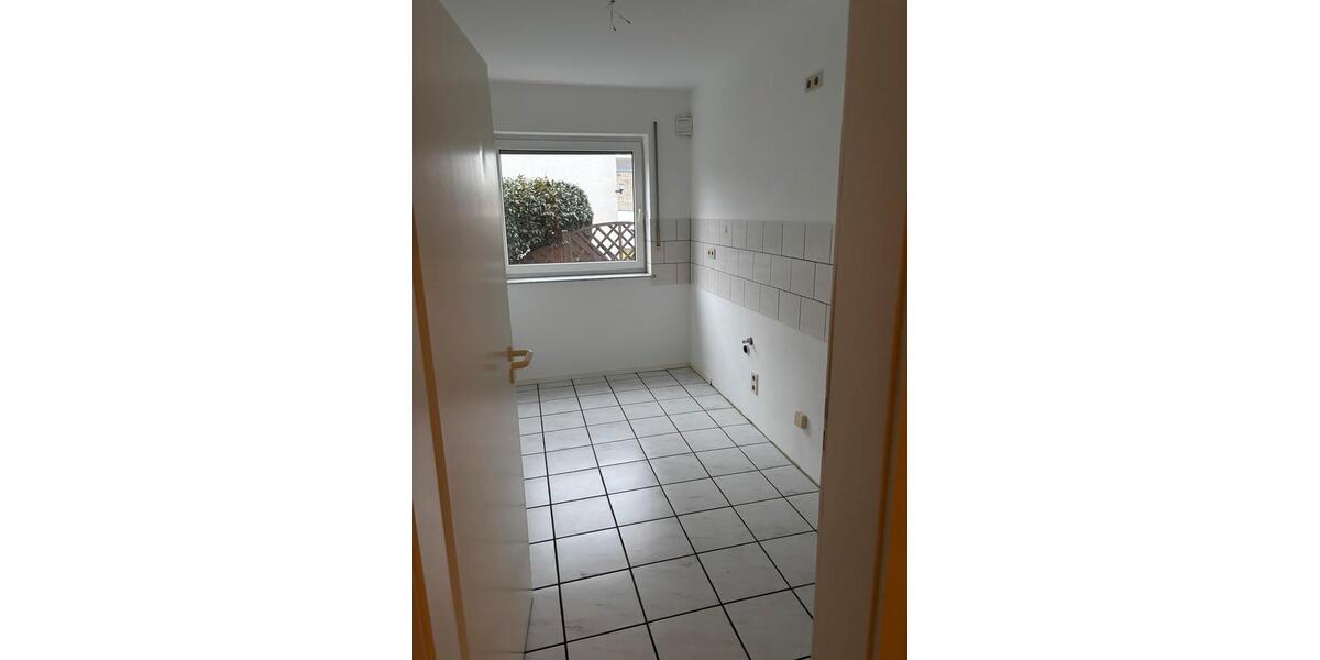 Erdgeschoßwohnung Neuwied Block - 2 Zimmer, 72 m&sup2;, 850&euro; | Angebot:25333646