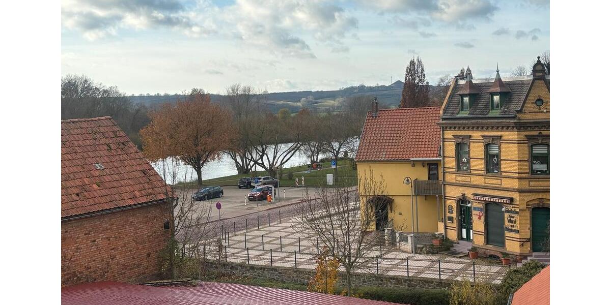 1-Zimmer-Wohnung exklusiven Burg-& Saaleblick frisch Saniert 1 zimmer