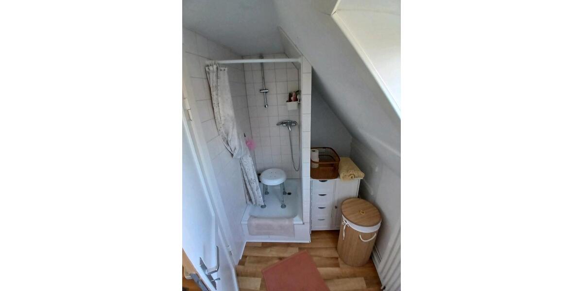 Dachgeschoßwohnung Kellinghusen - 1.5 Zimmer, 27 m&sup2;, 308&euro; | Angebot:25751307