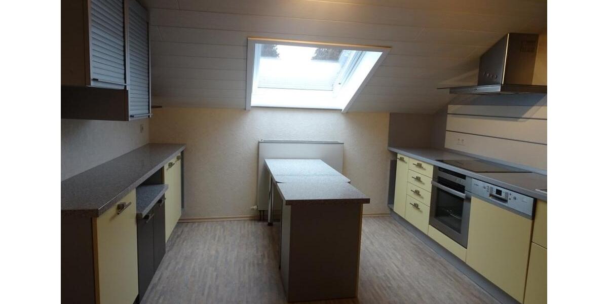 Dachgeschoßwohnung Waltenhofen - 3 Zimmer, 92 m&sup2;, 1.290&euro; | Angebot:26706107