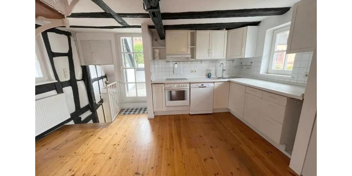 Einfamilienhaus Walluf - 3 Zimmer, 138 m&sup2;, 2.200&euro; | Angebot:24743451