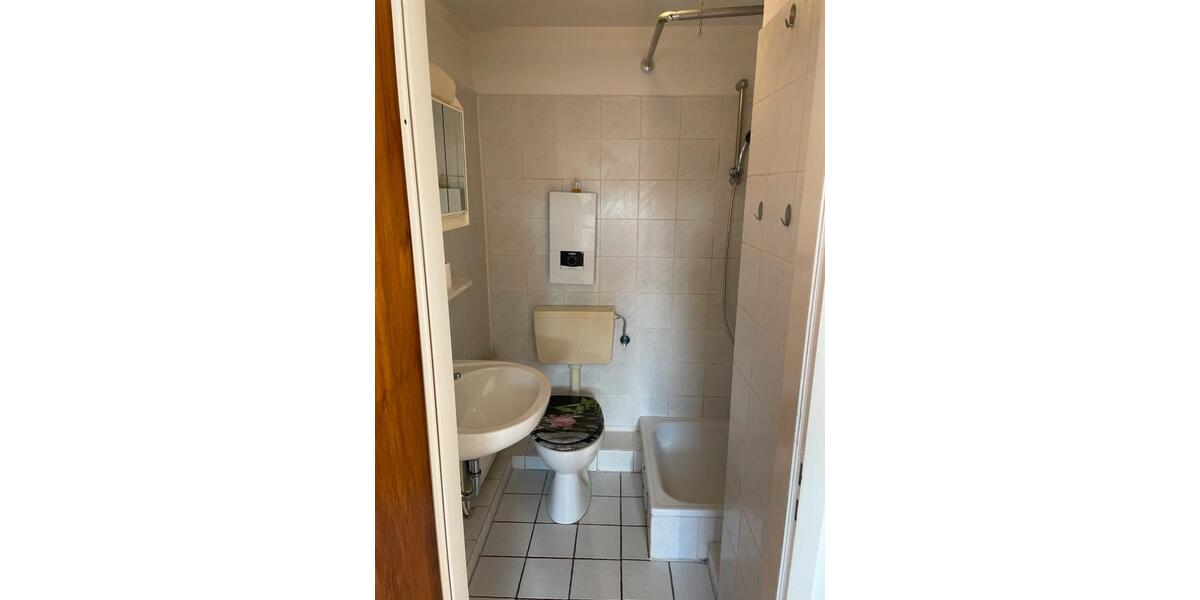 Dachgeschoßwohnung Bremen Hemelingen - 1 Zimmer, 25 m&sup2;, 630&euro; | Angebot:25395188