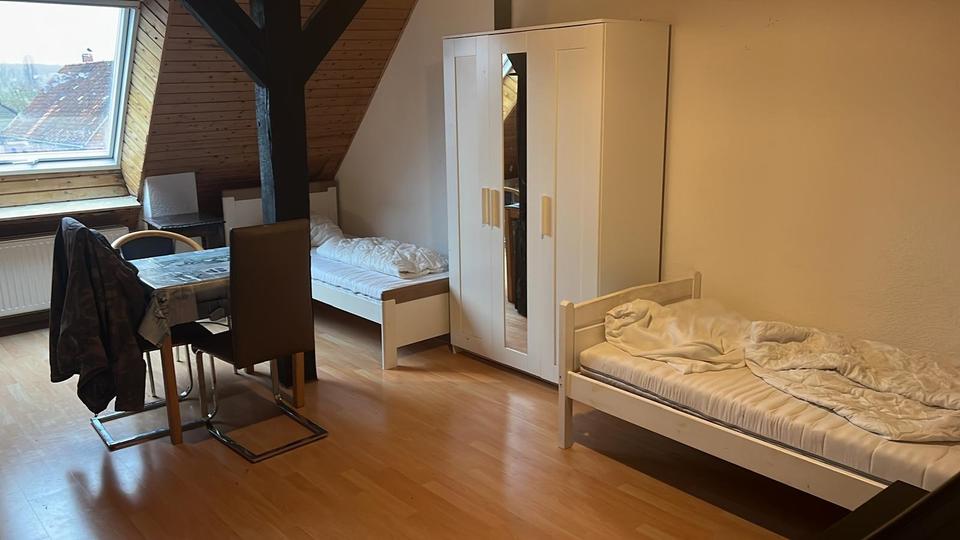 Wohnen auf Zeit Bad Münder am Deister - 8 Zimmer, 250 m&sup2;, 15&euro; | Angebot:21582445