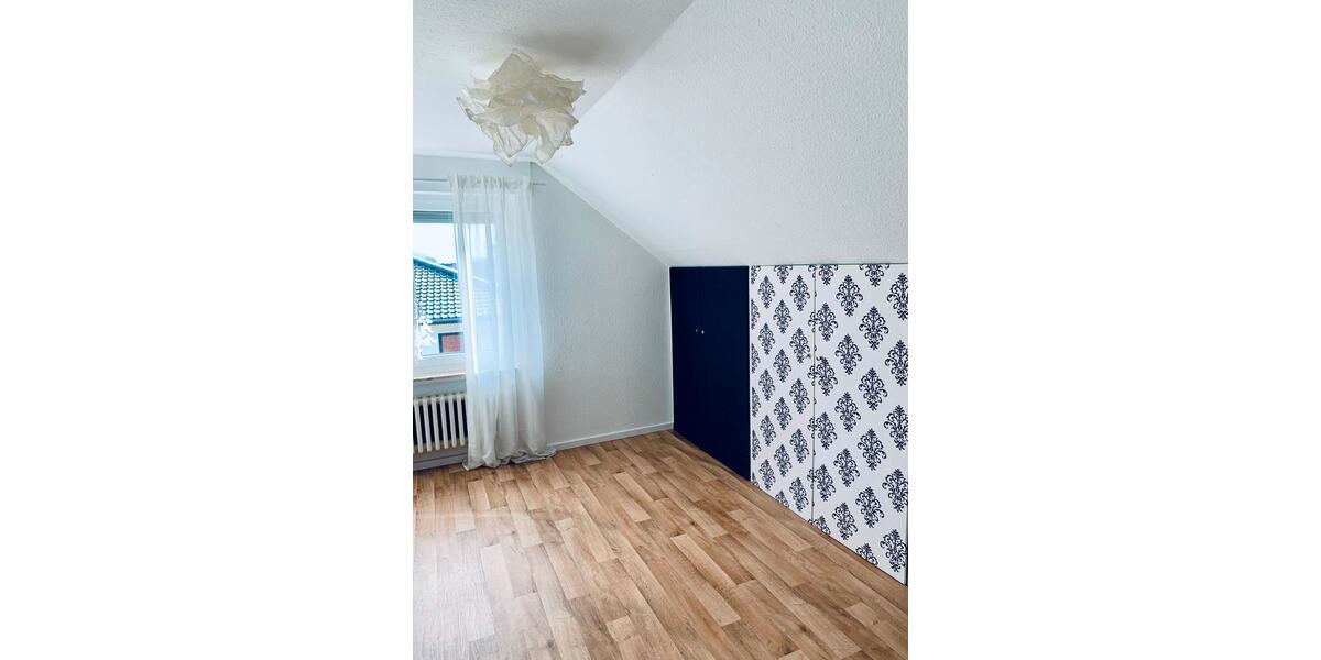 Dachgeschoßwohnung Bad Oeynhausen Dehme - 3 Zimmer, 75 m&sup2;, 525&euro; | Angebot:26610430