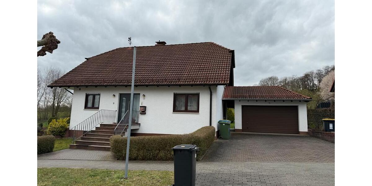 Einfamilienhaus Grünberg - 6 Zimmer, 155 m&sup2;, 1.650&euro; | Angebot:25977487